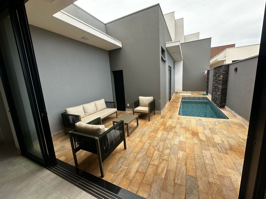 �REA DE PISCINA PRIVATIVA